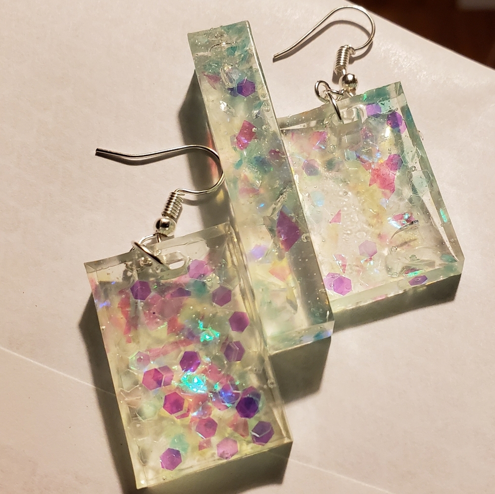 Necklace pendant and matching earrings set